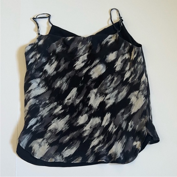 Haute Hippie Women’s Spaghetti Strap 💯 Silk Top Size Medium 🖤 - Picture 7 of 13